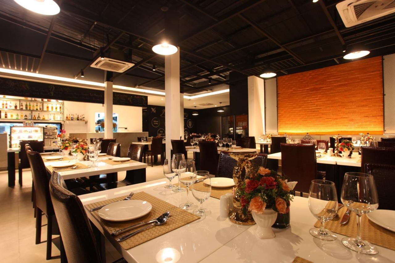 The Aristo By Holy Cow, 4-Br Loft, 150 M2, Pool View Aparthotel Bãi biển Surin Ngoại thất bức ảnh